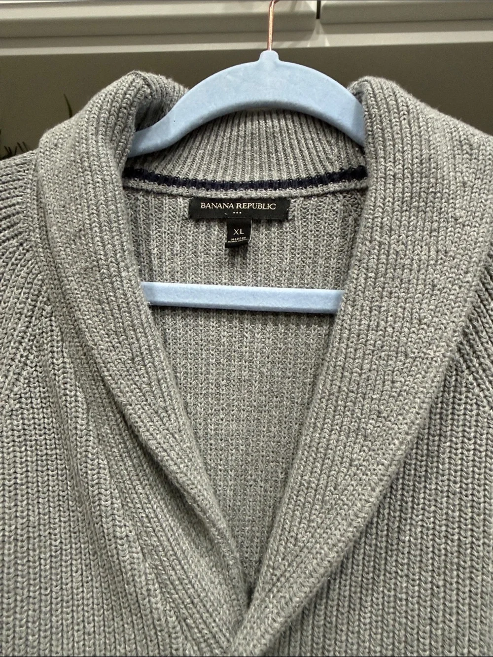 Banana Republic Light Gray Shawl-Collar Button Cardigan SZ. XL